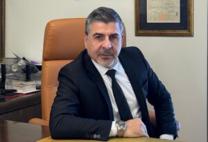 הגנה עצמית בתיקי אלימות: המדריך לזיכוי | עו”ד פלילי אדי אבינועם